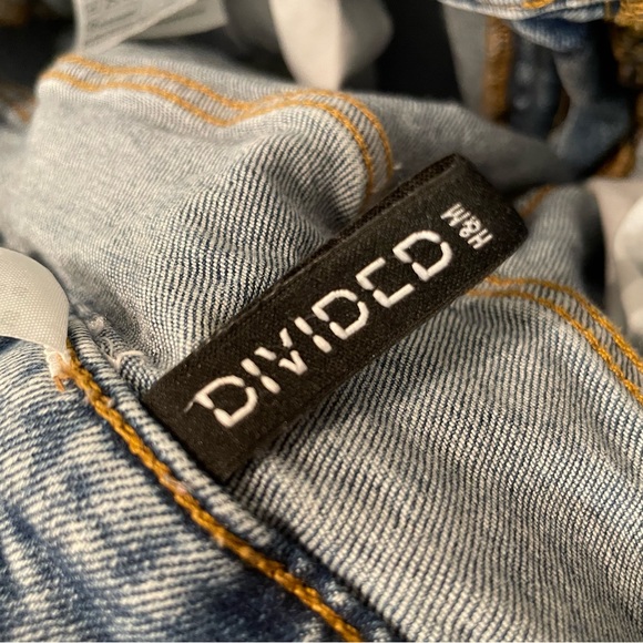 H&M “mom jeans” - Picture 4 of 6